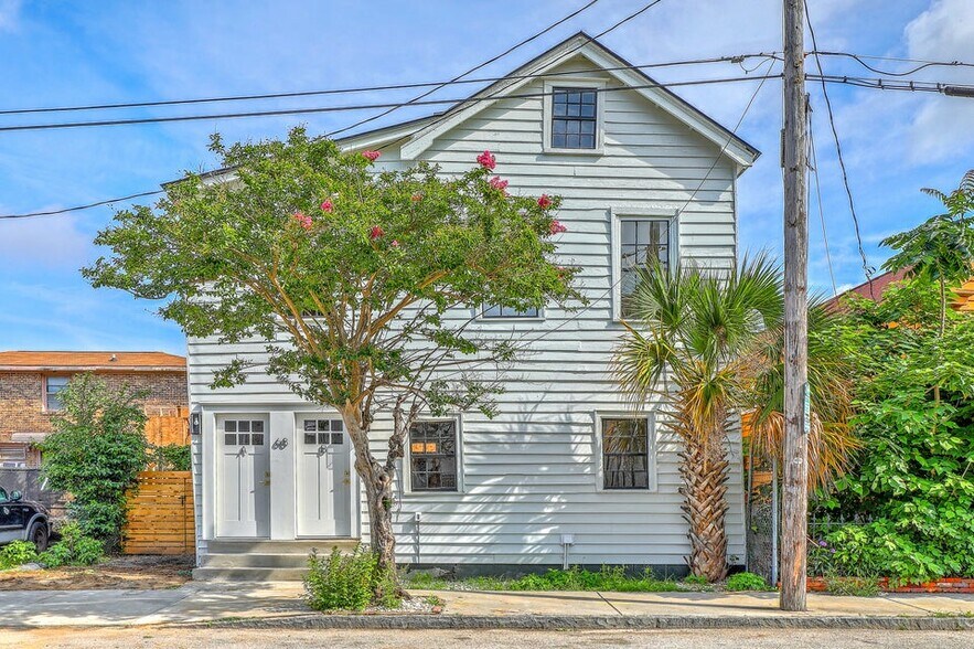 More Photos Of 68 Lee St, Charleston Apartments For Sale