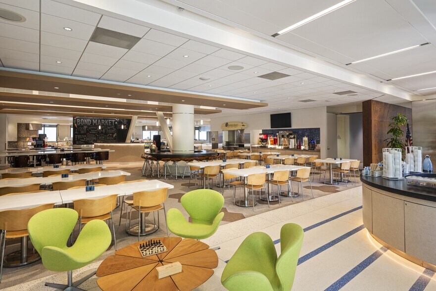 More Photos Of 385 E Colorado Blvd, Pasadena Medical For Lease