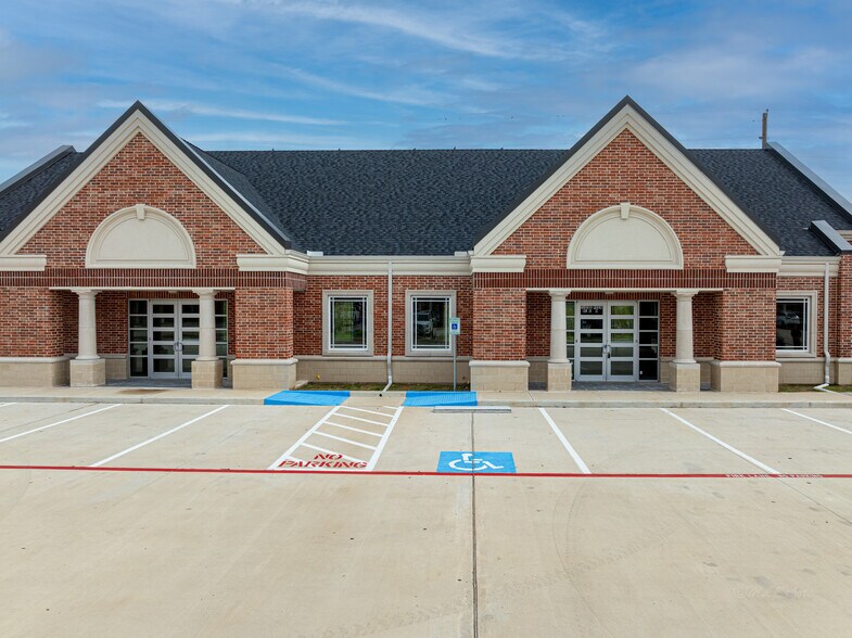 Primary Photo Of 21611 FM 1093 Rd, Richmond Medical For Sale