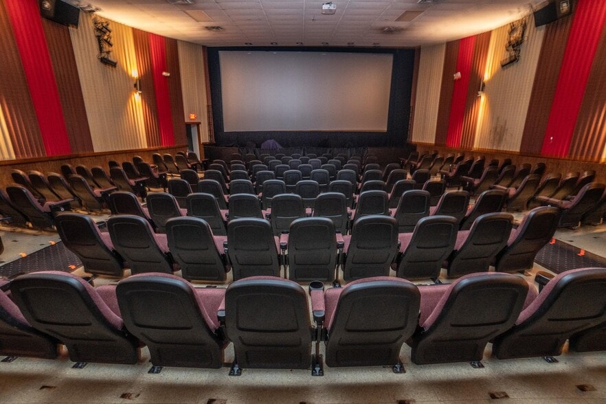 More Photos Of 1361 Grand Ave, Hartford Movie Theatre For Sale