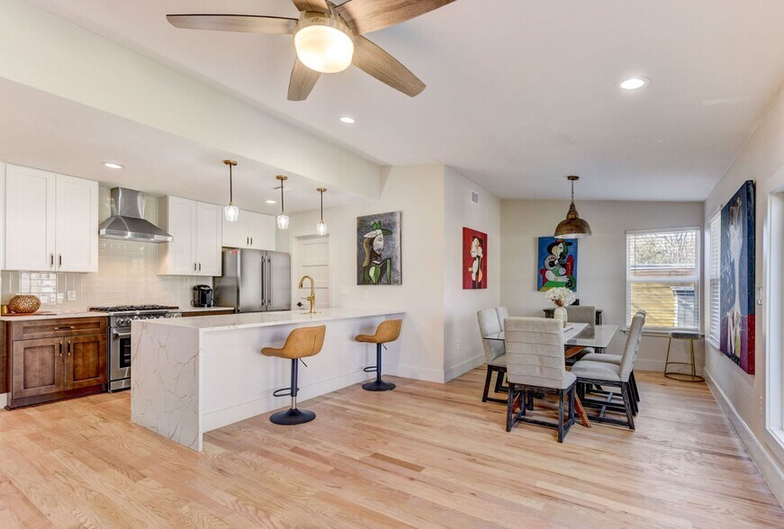 More Photos Of 7002 Whispering Oaks Dr, Austin Specialty For Sale