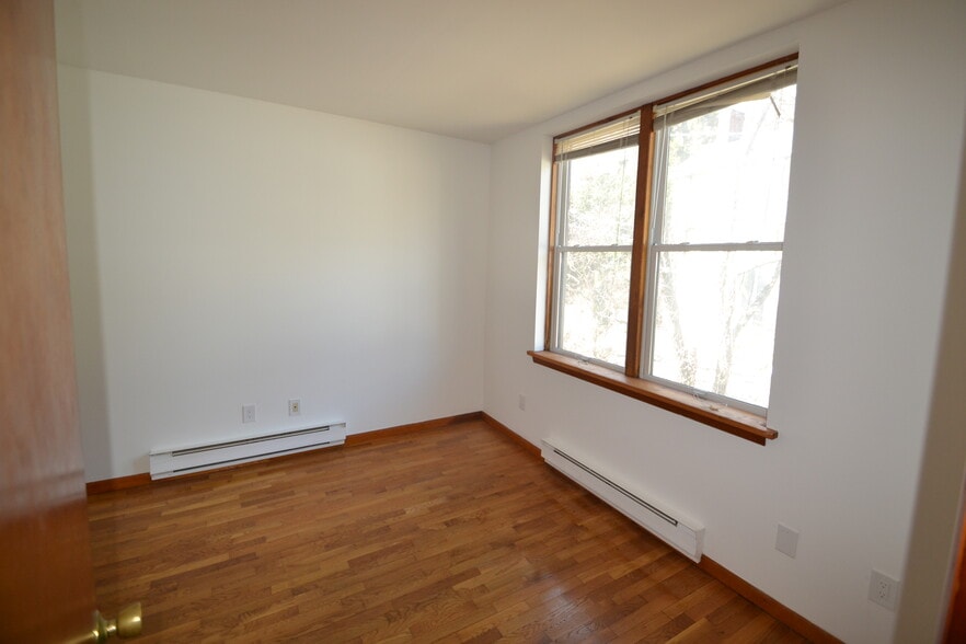 More Photos Of 510 Piermont Ave, Piermont General Retail For Sale