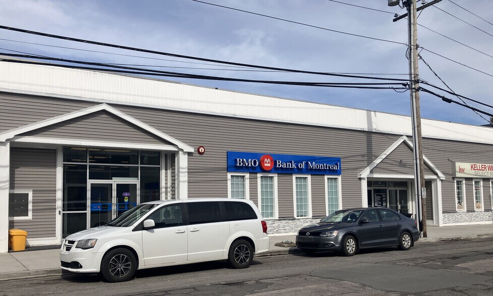 More Photos Of 26-28 Aberdeen Street Kentville, Kentville Storefront Retail Office For Sale