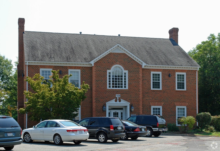 More Photos Of 12528 Warwick Blvd, Newport News Office For Lease