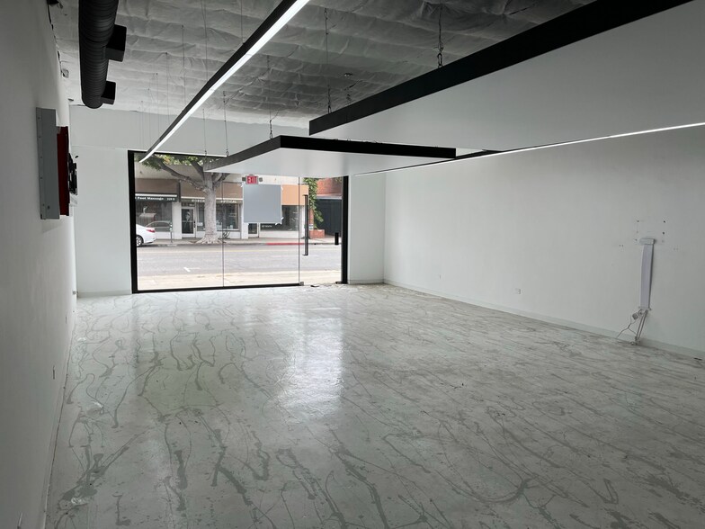 More Photos Of 854 S Robertson Blvd, Los Angeles Storefront Retail Office For Lease