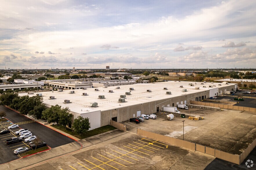 More Photos Of 4000 Greenbriar Dr, Stafford Manufacturing For Lease