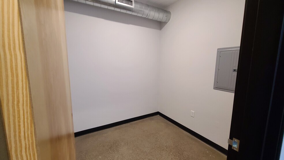 More Photos Of 540 Patterson St NW, Salem General Retail For Lease