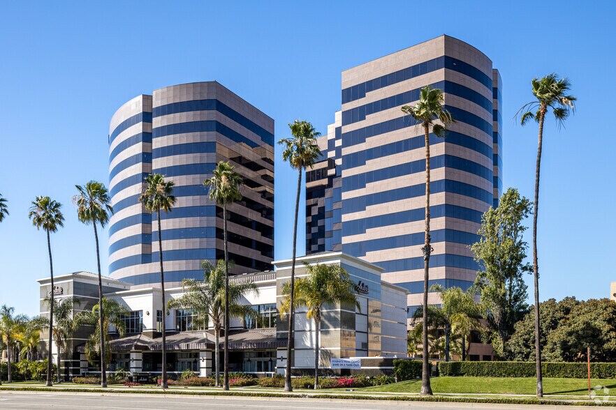 More Photos Of 2601 Main St, Irvine Office For Lease