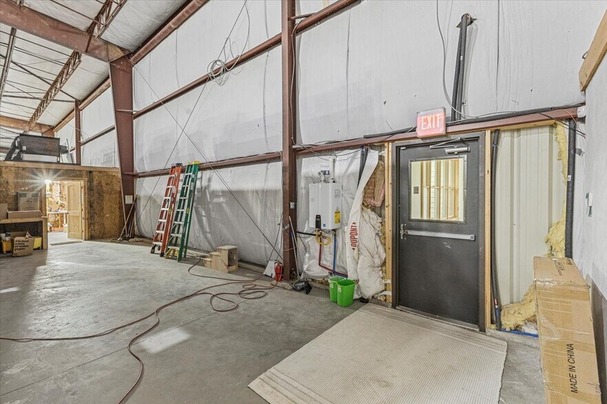 More Photos Of 241 Industrial Park Rd, Mountain City Warehouse For Sale