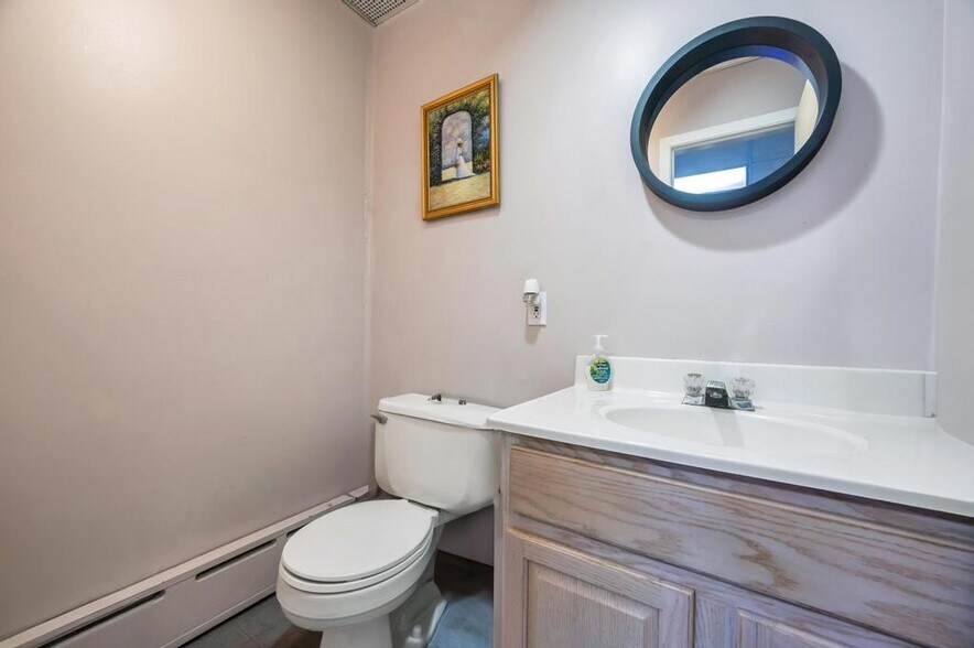 More Photos Of 2539 Middle Country Rd, Centereach Office For Sale