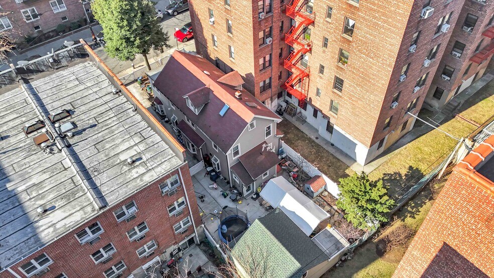 More Photos Of 6571 Booth St, Rego Park Apartments For Sale