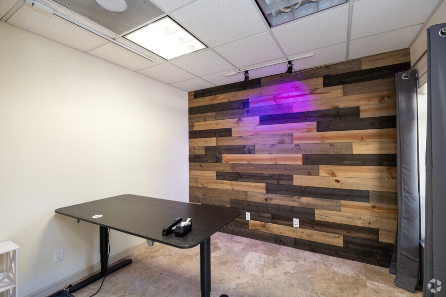 More Photos Of 5001 Lemon St W, Tampa Office For Lease