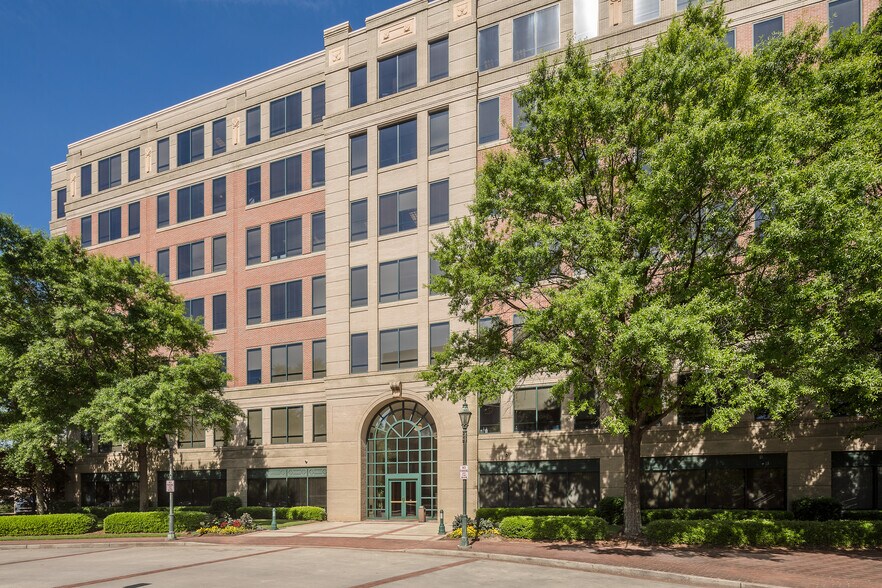 More Photos Of 1 10th St, Augusta Office For Lease