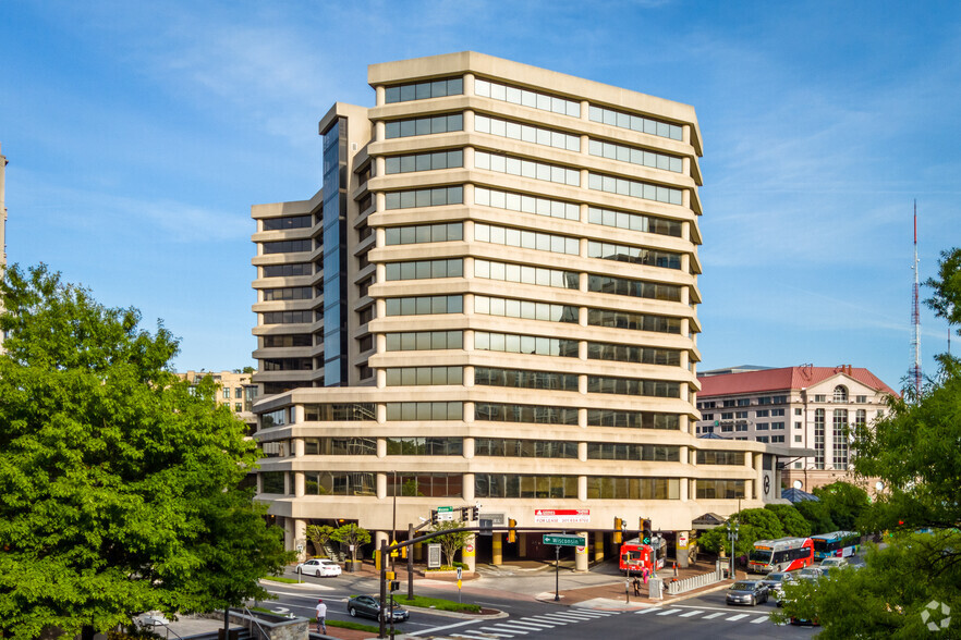 Primary Photo Of 2 Wisconsin Cir, Chevy Chase Office For Lease