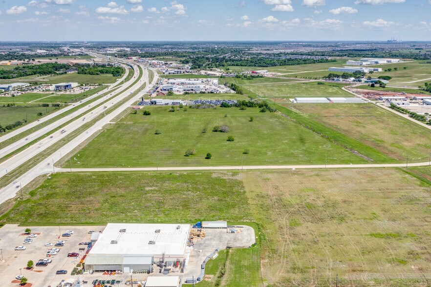 More Photos Of 26655 Southwest Freeway, Rosenberg Land For Sale