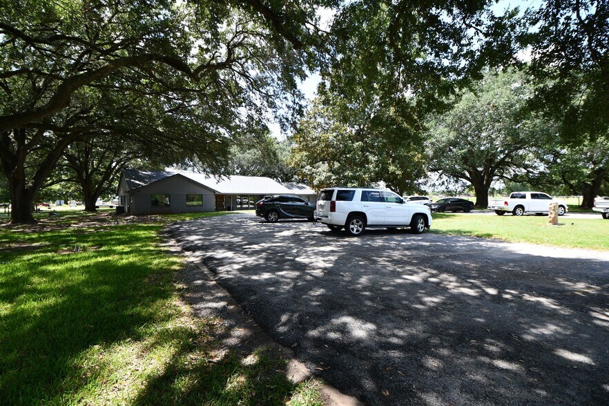 More Photos Of 34507 FM 1093, Simonton Land For Lease