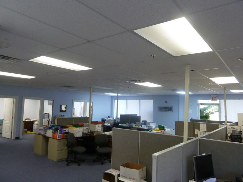 More Photos Of 43 Newburgh Rd, Hackettstown Office For Lease