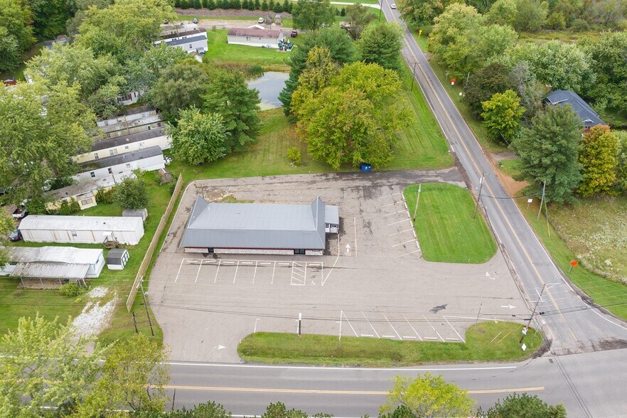More Photos Of 4291 Manchester Ave NW, North Lawrence Office For Sale
