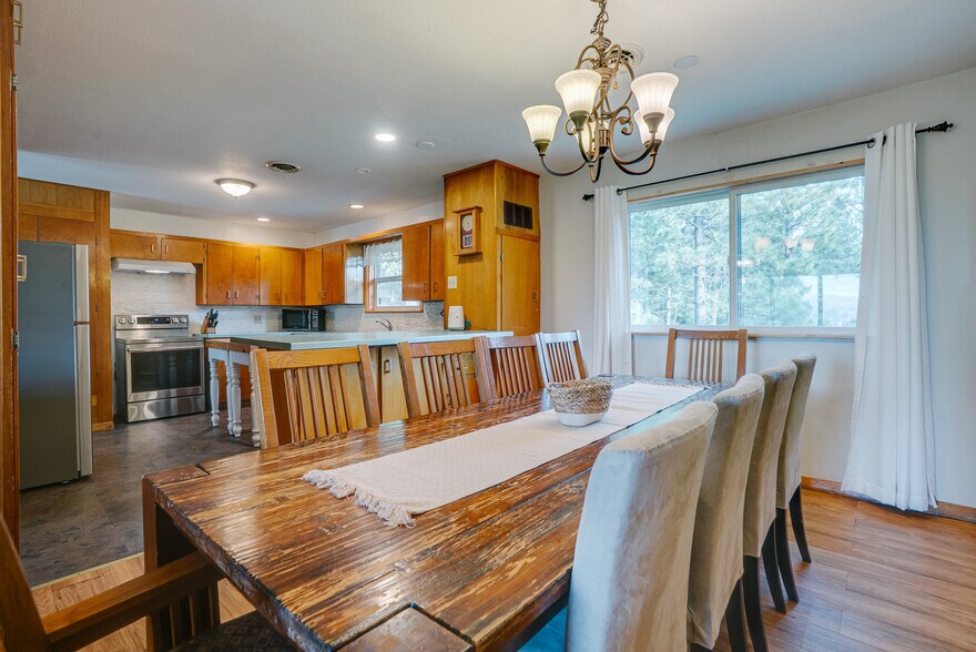 More Photos Of 10 Espinoza Cir, Angel Fire Specialty For Sale