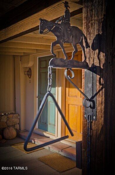 More Photos Of 1170 Rancho Robles Rd, Oracle Hotel For Sale