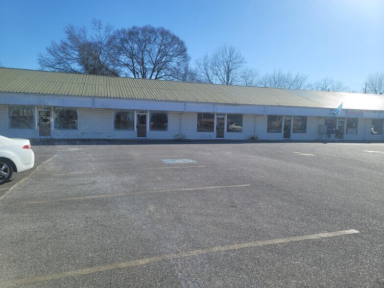 More Photos Of 337 West Ave, Cedartown Storefront For Sale