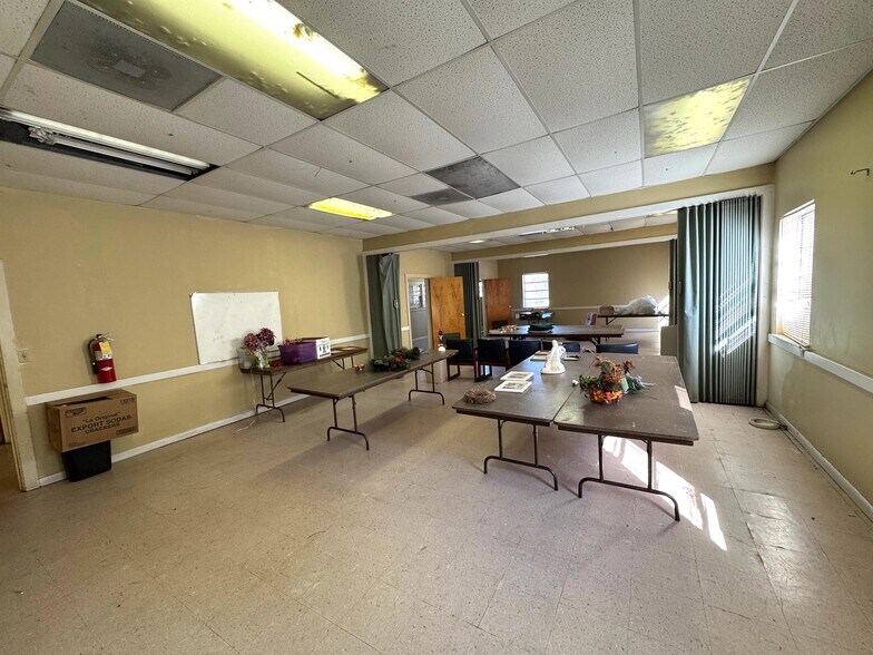 More Photos Of 3268 Rex Rd, Rex Religious Facility For Sale