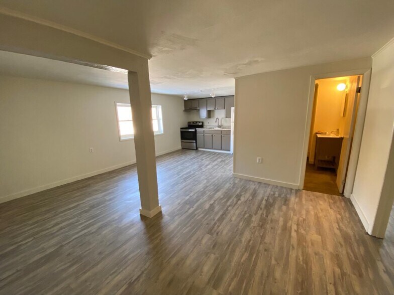 More Photos Of 388 Main St, Rosendale Restaurant For Sale