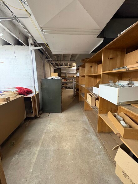 More Photos Of 363 Aultman St, Ely General Retail For Sale