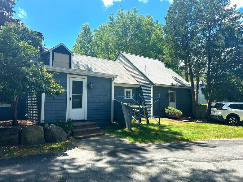 More Photos Of 153 Chestnut St, North Easton Sports And Entertainment For Sale