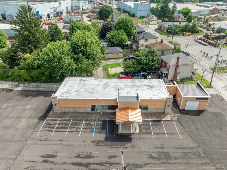 More Photos Of 2840 Ligonier St, Latrobe Office For Sale