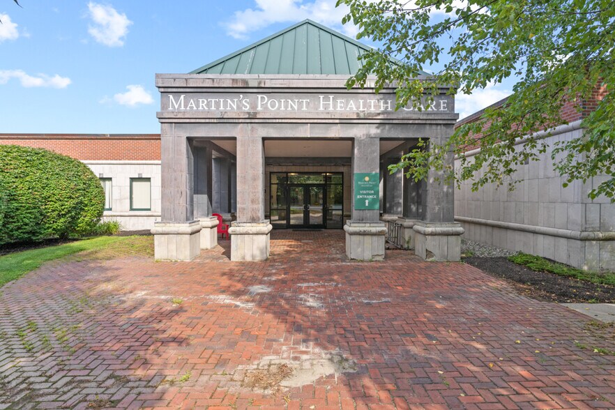 More Photos Of 891 Washington Ave, Portland Medical For Lease