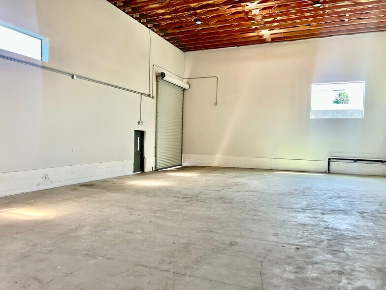 More Photos Of 1315 Cota Ave, Long Beach Manufacturing For Lease