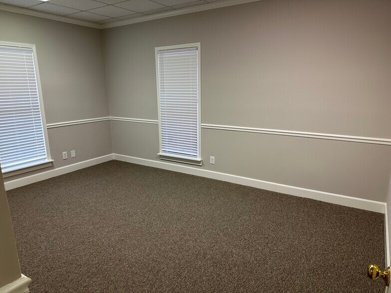 More Photos Of 1849 Peeler Rd, Dunwoody Medical For Lease
