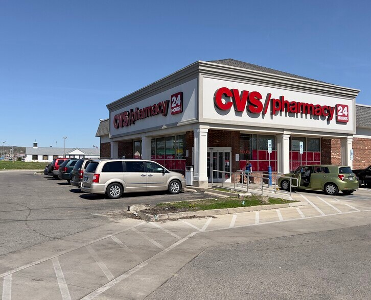 Primary Photo Of 28 N Brookwood Ave, Hamilton Drugstore For Sale