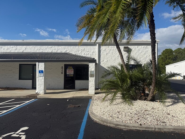 More Photos Of 2107-2129 E 63rd Ave, Bradenton Light Manufacturing For Lease