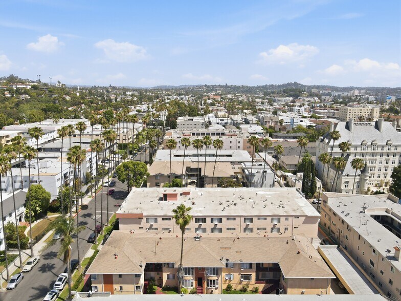 More Photos Of 5408 Russell Ave, Los Angeles Apartments For Sale