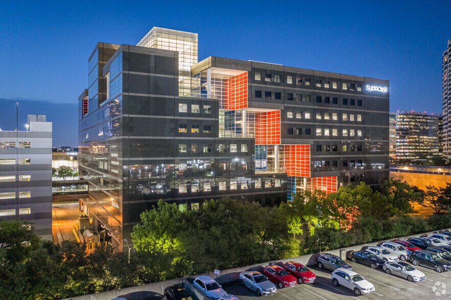 More Photos Of 20 Greenway Plz, Houston Office For Lease