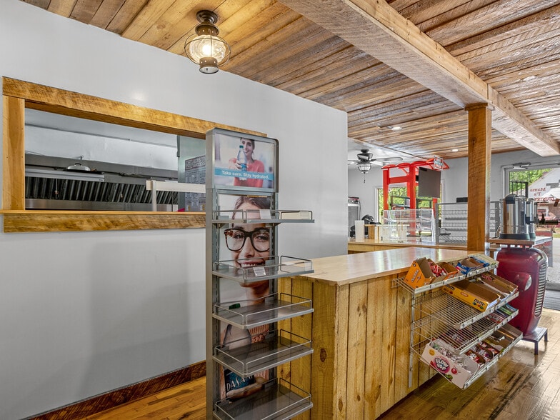 More Photos Of 701 Union Hwy, Enoree Convenience Store For Sale