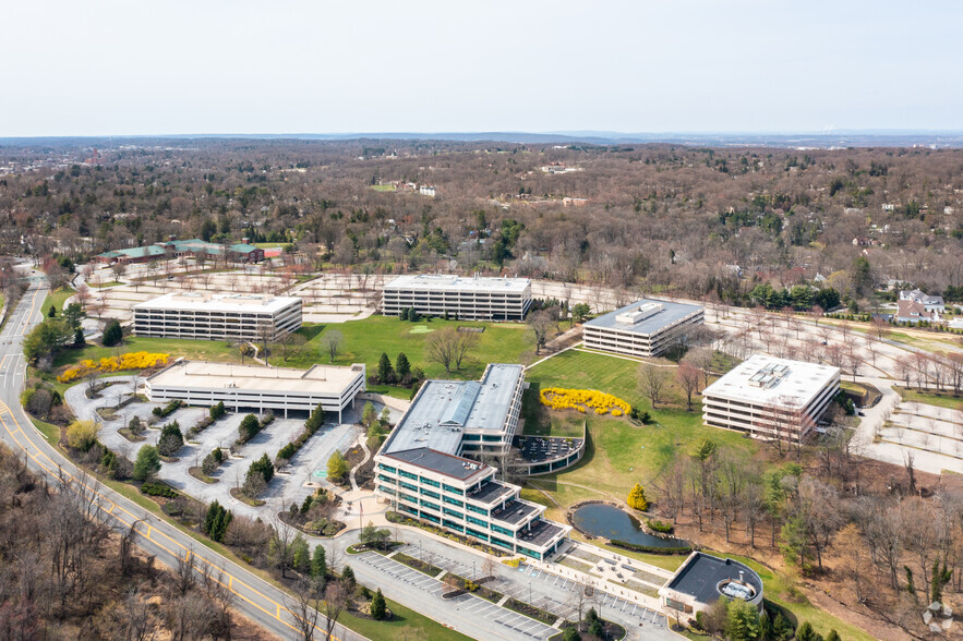 Primary Photo Of 100 Matsonford Rd, Radnor Unknown For Lease