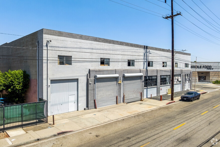 More Photos Of 4383 Fruitland Ave, Vernon Manufacturing For Sale