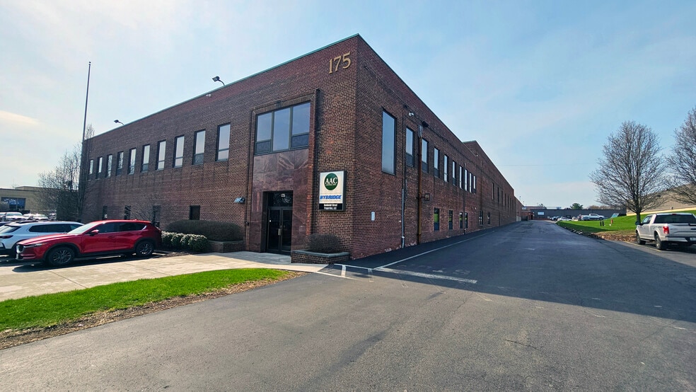 More Photos Of 175 Humboldt St, Rochester Warehouse For Lease