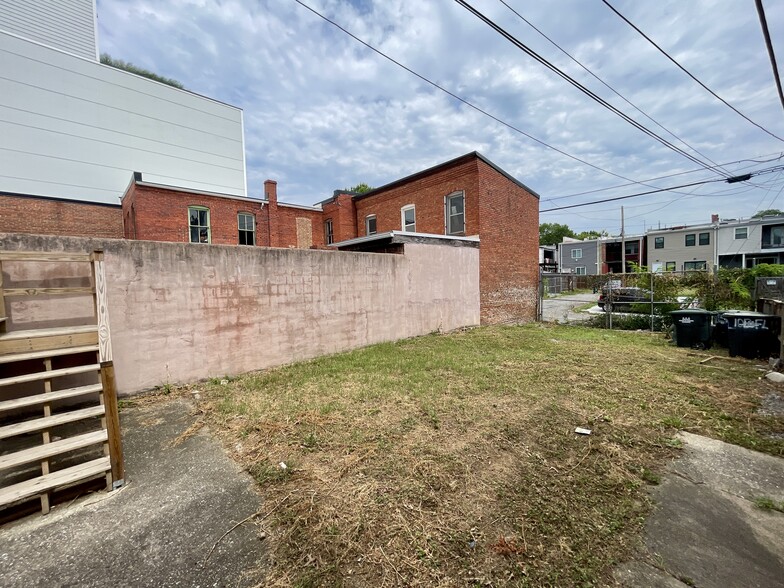 More Photos Of 1012 Florida Ave NE, Washington Office For Sale