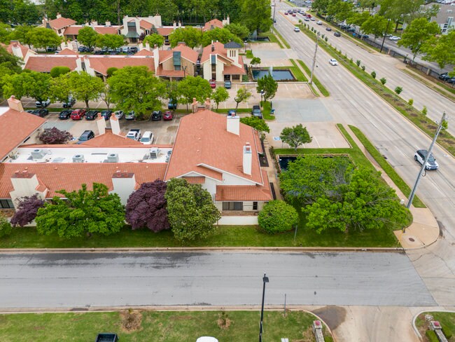 More Photos Of 1719 E 71st St, Tulsa Office Residential For Sale