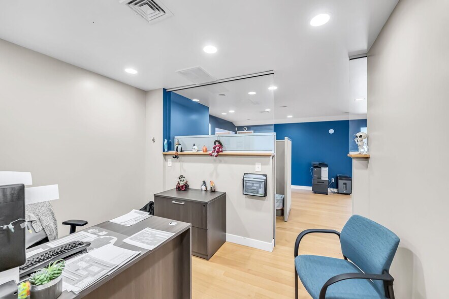 More Photos Of 470 Southampton Rd, Westfield Office For Sale