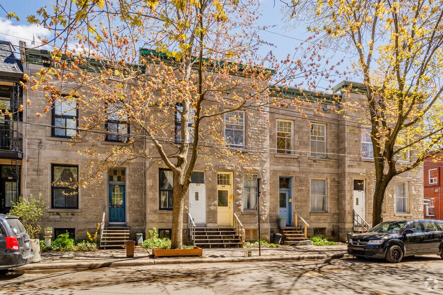 More Photos Of 2648 Rue De Rushbrooke, Montréal Apartments For Sale