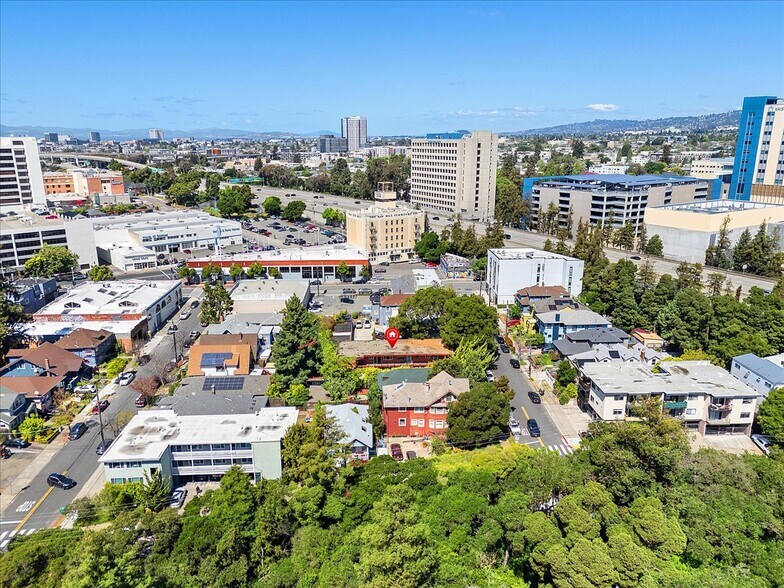 More Photos Of 31 Croxton Ave, Oakland Apartments For Sale