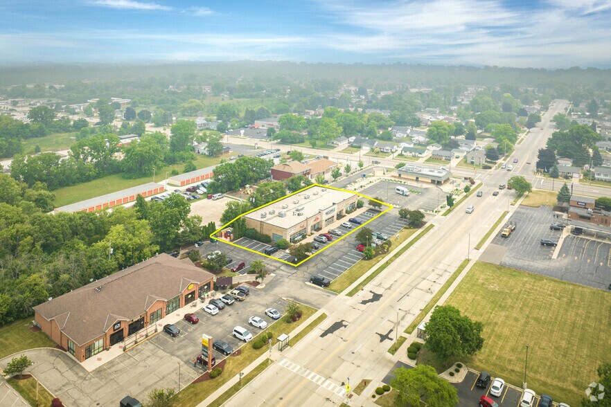 More Photos Of 2304 18th St, Kenosha Unknown For Lease