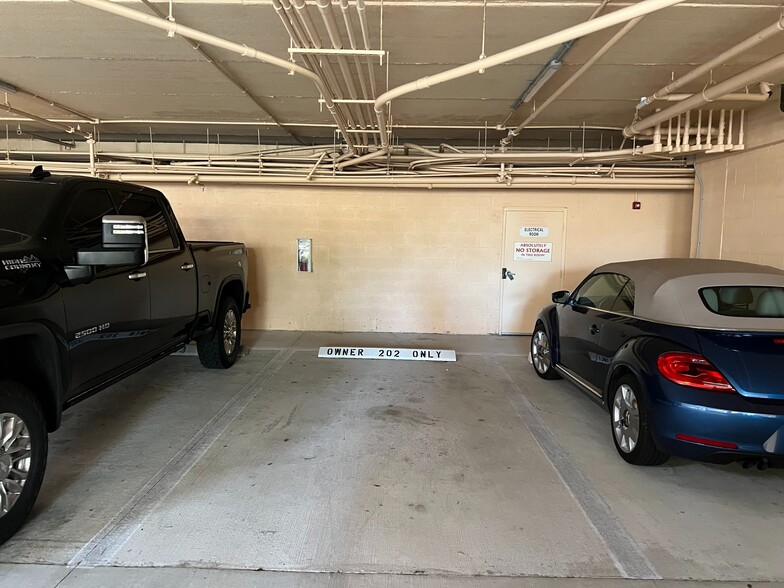 More Photos Of 1857 San Marco Rd, Marco Island Office Residential For Sale