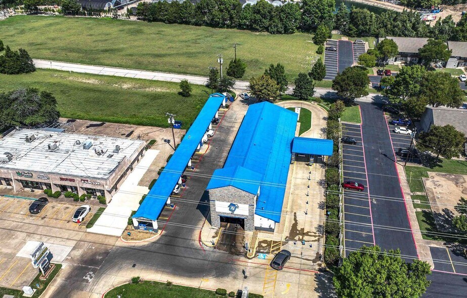 Primary Photo Of 5325 Lakeview Pky, Rowlett Carwash For Sale