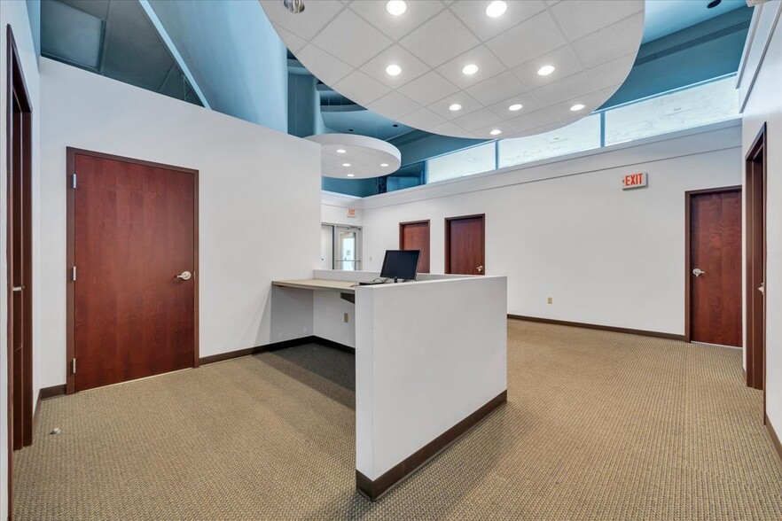 More Photos Of 210 S Jefferson St, Roanoke Loft Creative Space For Sale